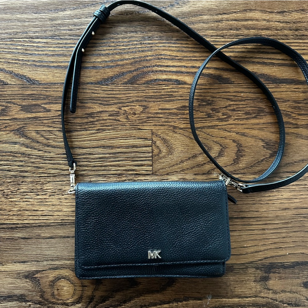 Michael Kors pebble Leather phone crossbody bag